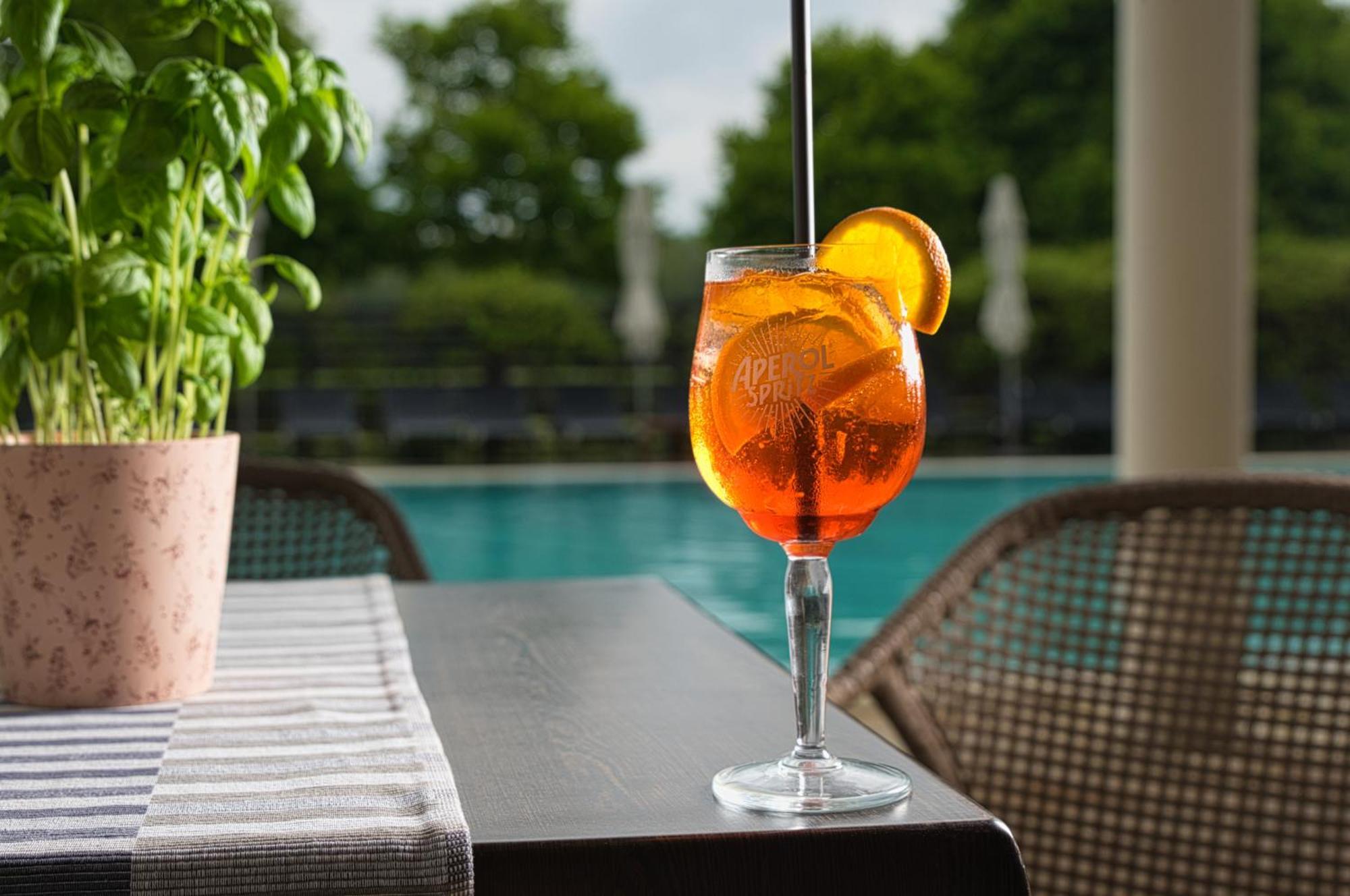 Tisza Balneum Hotel Tiszafured Ngoại thất bức ảnh