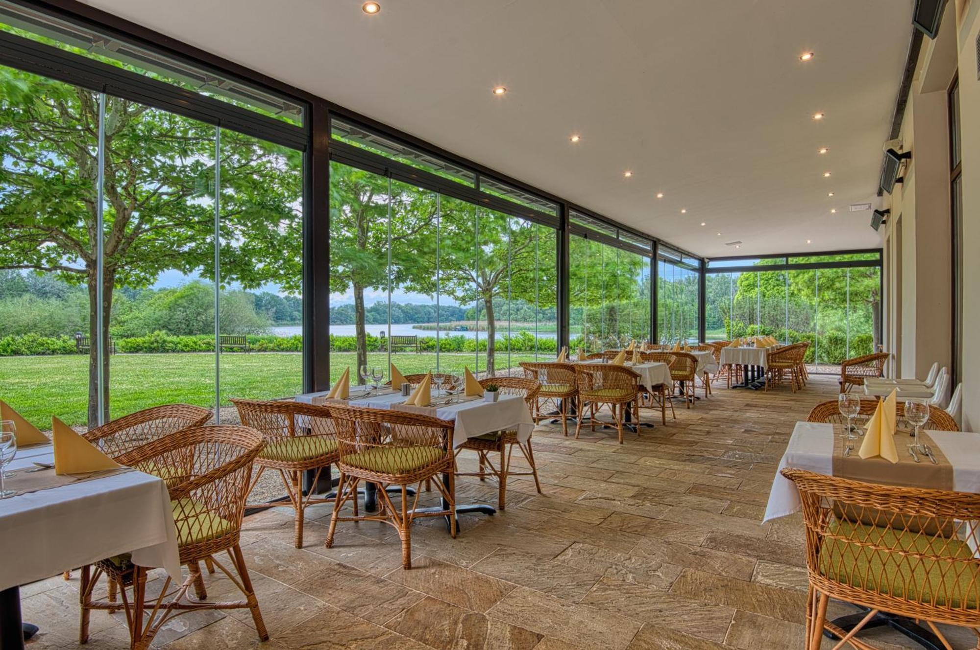Tisza Balneum Hotel Tiszafured Ngoại thất bức ảnh