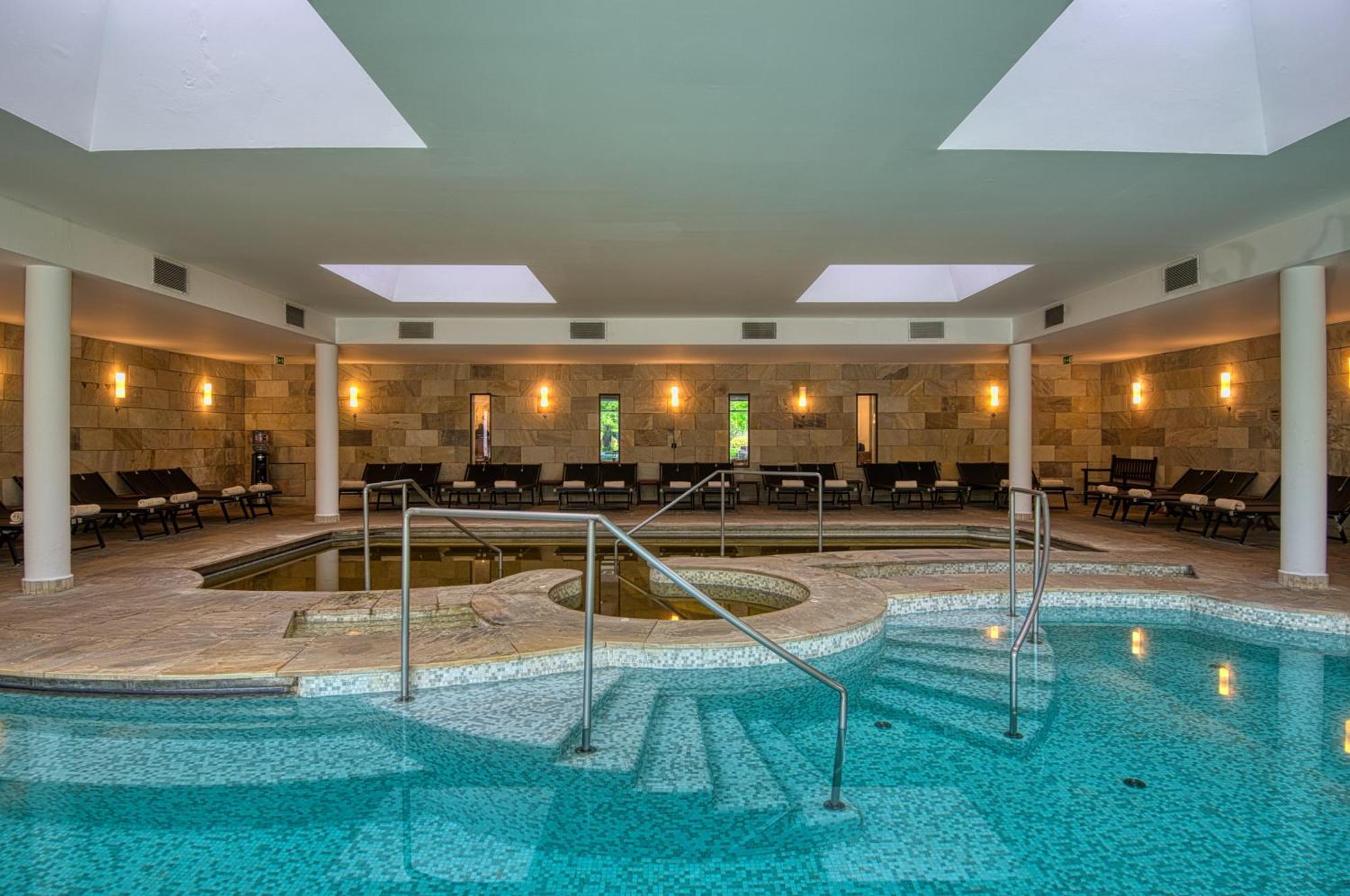 Tisza Balneum Hotel Tiszafured Ngoại thất bức ảnh